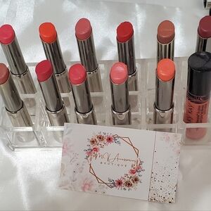 Lot of 12 Mary Kay True Dimentions and Nourishing Lip Gloss Swatches Lipsticks